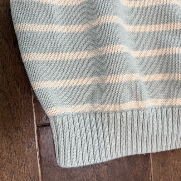 Brandy Melville Striped Crewneck Sweater - Picture 5 of 9